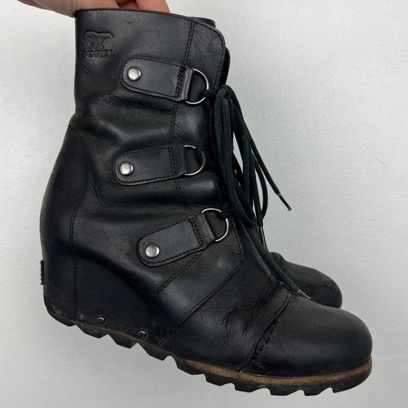 Sorel Wedge Lace Up Leather Boots 